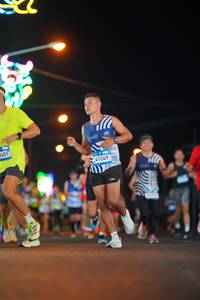 BIB: 0401, 41249
                            <button type="button" onclick="openModal(23204575)" class="btn btn-primary btn-sm float-right btn-popup" data-toggle="modal" data-target=".modal-high-quality">
                        <i class="fas fa-shopping-cart"></i> Add to Cart
                    </button>
                                            <button type="button" onclick="isThisMe(23204575, true)" class="btn btn-success btn-sm float-right btn-popup btn-isme hidden" data-toggle="tooltip" data-placement="bottom" title="นี่คือรูปของคุณใช่ไหม คลิกที่นี่เพื่อเอาเข้าอัลบั้ม">
                        <i class="fas fa-plus"></i> Add to album
                    </button>
                    <button type="button" onclick="isThisMe(23204575, false)" class="btn btn-warning btn-sm float-right btn-popup btn-isnotme hidden">
                        <i class="fas fa-ban"></i> Remove from album
                    </button>